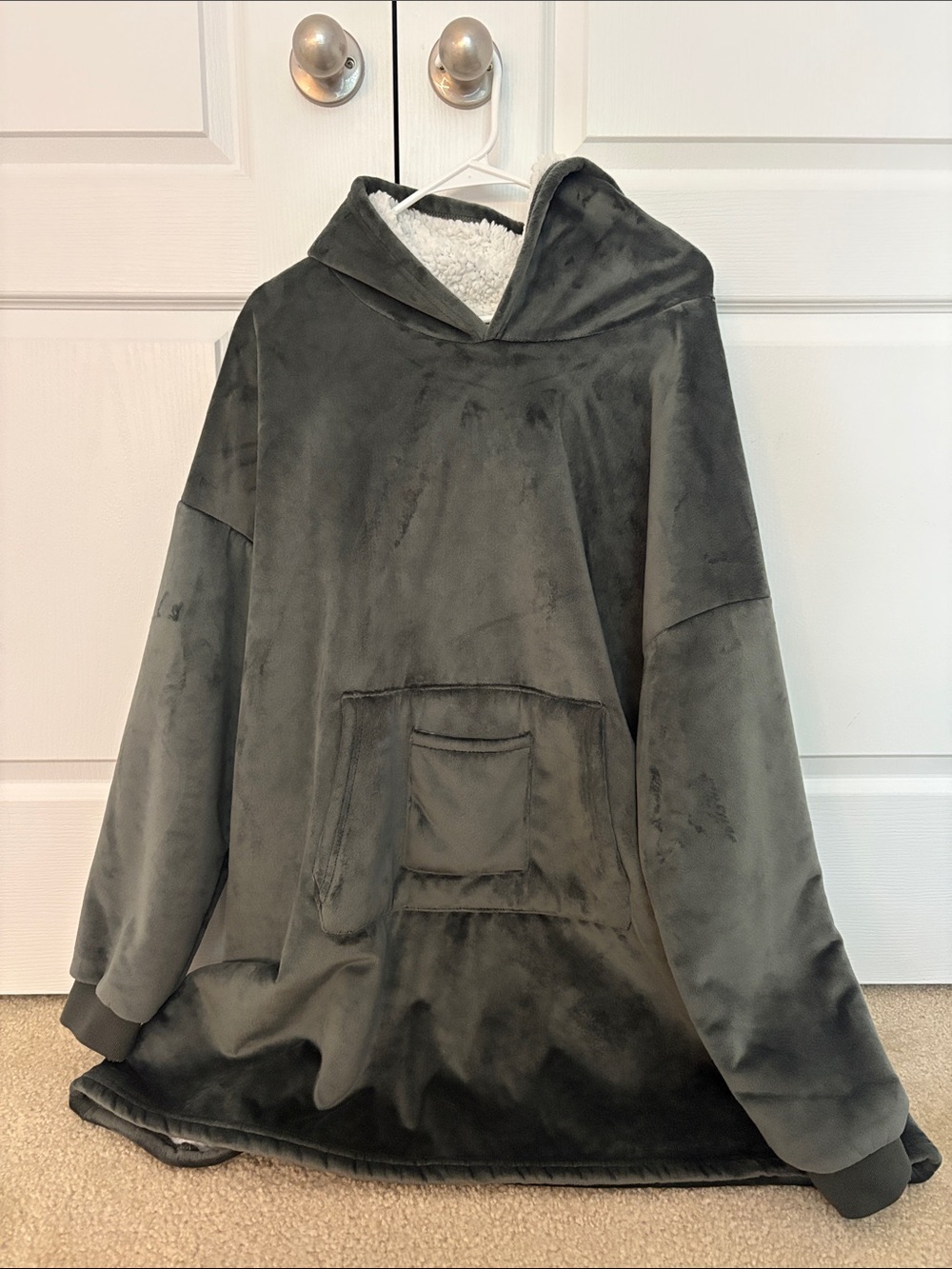 The Comfy Oversized Blanket Hoodie in Dark Grey (Unisex)